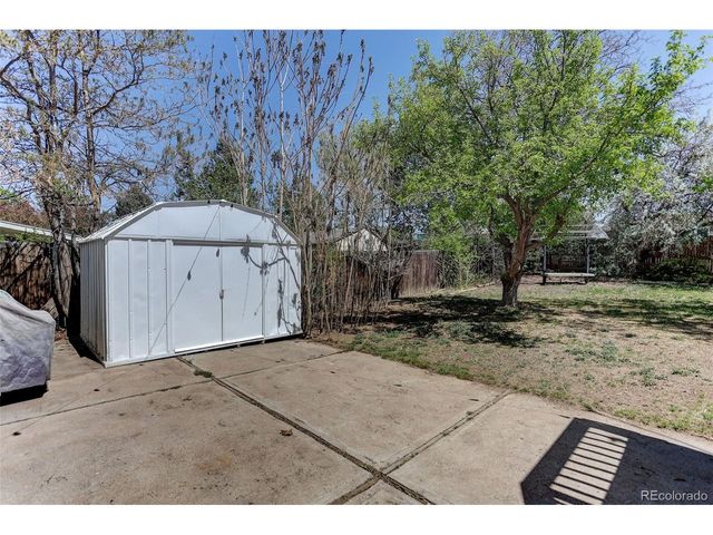 698 S Moline St, Aurora, CO 80012