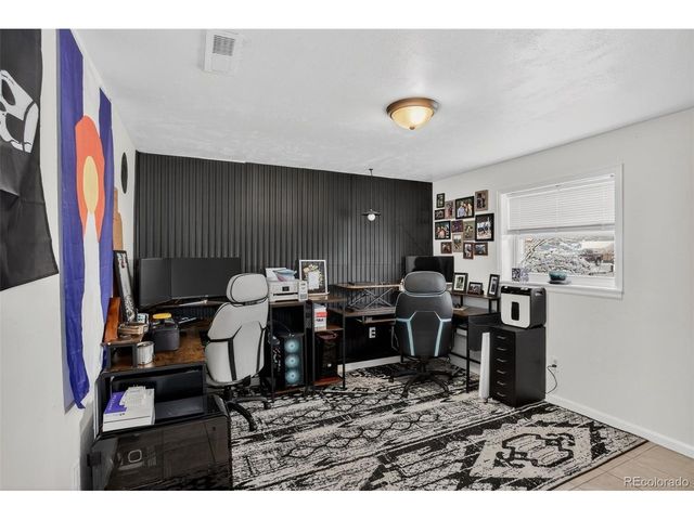 698 S Moline St, Aurora, CO 80012