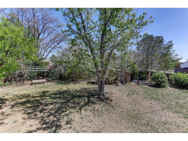 698 S Moline St, Aurora, CO 80012