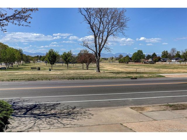 698 S Moline St, Aurora, CO 80012