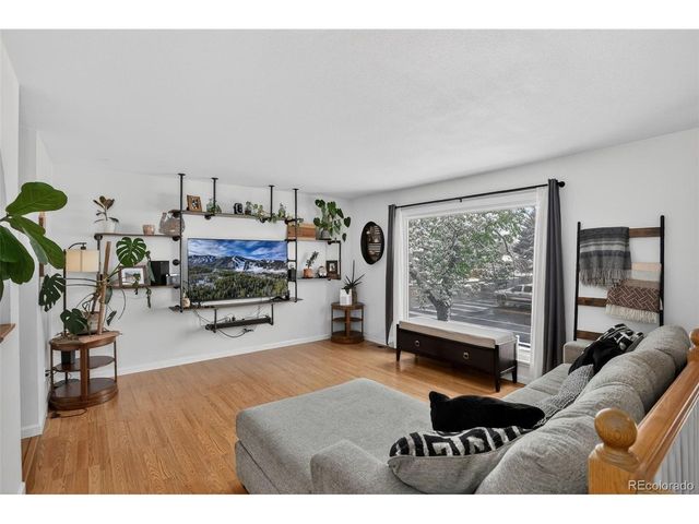 698 S Moline St, Aurora, CO 80012