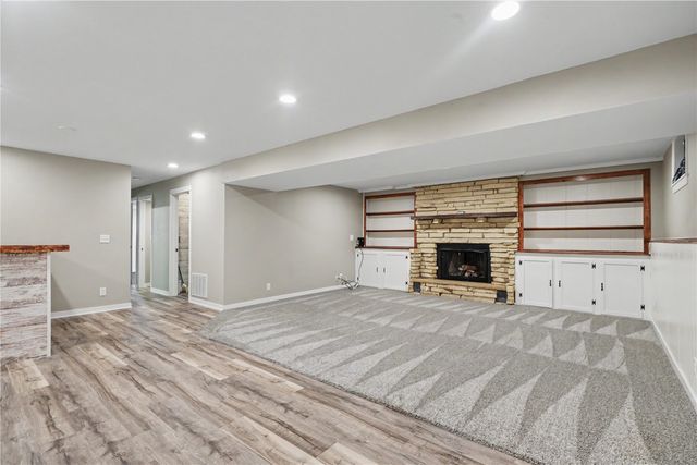 966 Eastview Avenue, Marion, IA 52302