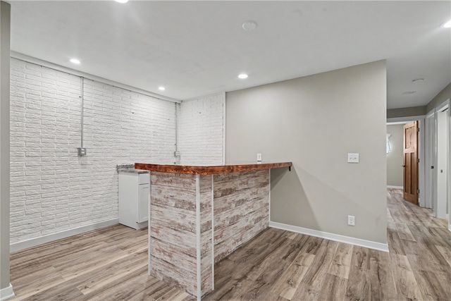 966 Eastview Avenue, Marion, IA 52302