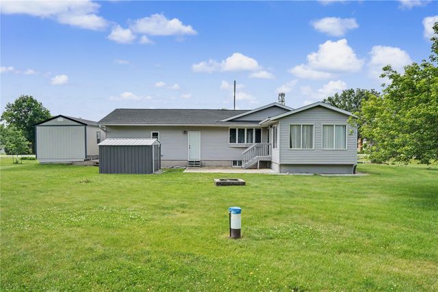 966 Eastview Avenue, Marion, IA 52302