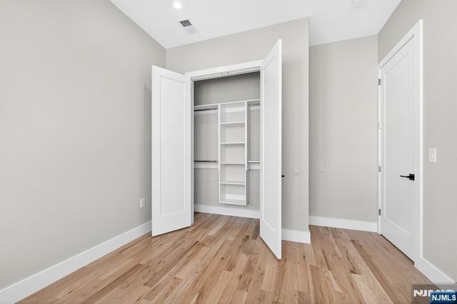 126 De Kalb Avenue 3, Jersey City, NJ 07306