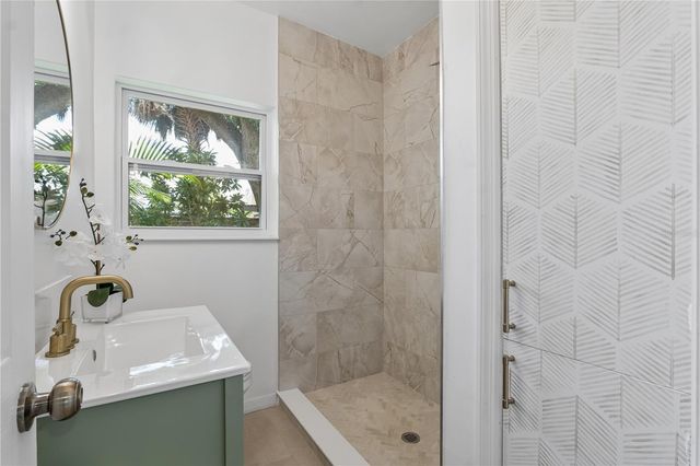 2639 BETTY STREET, Orlando, FL 32803