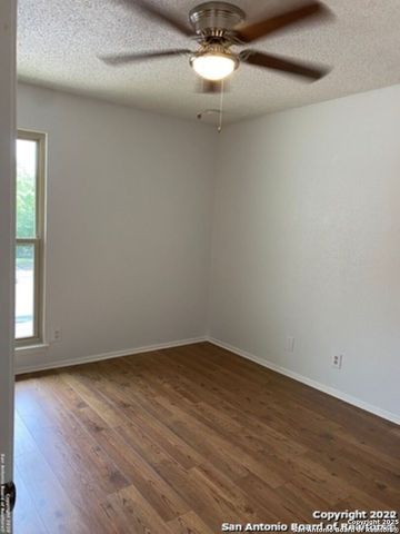 5010 ARBOR RIDGE DR, San Antonio, TX 78228