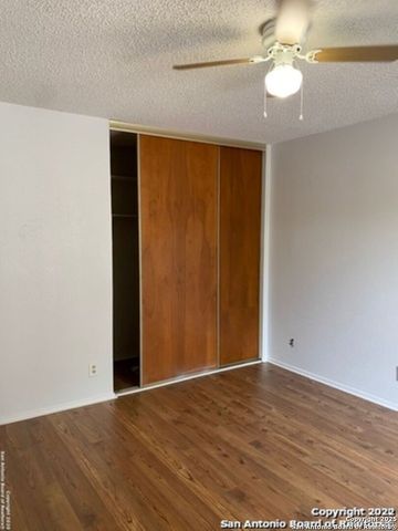 5010 ARBOR RIDGE DR, San Antonio, TX 78228