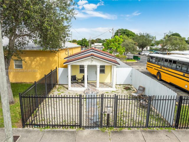 1629 NW 43rd St, Miami, FL 33142