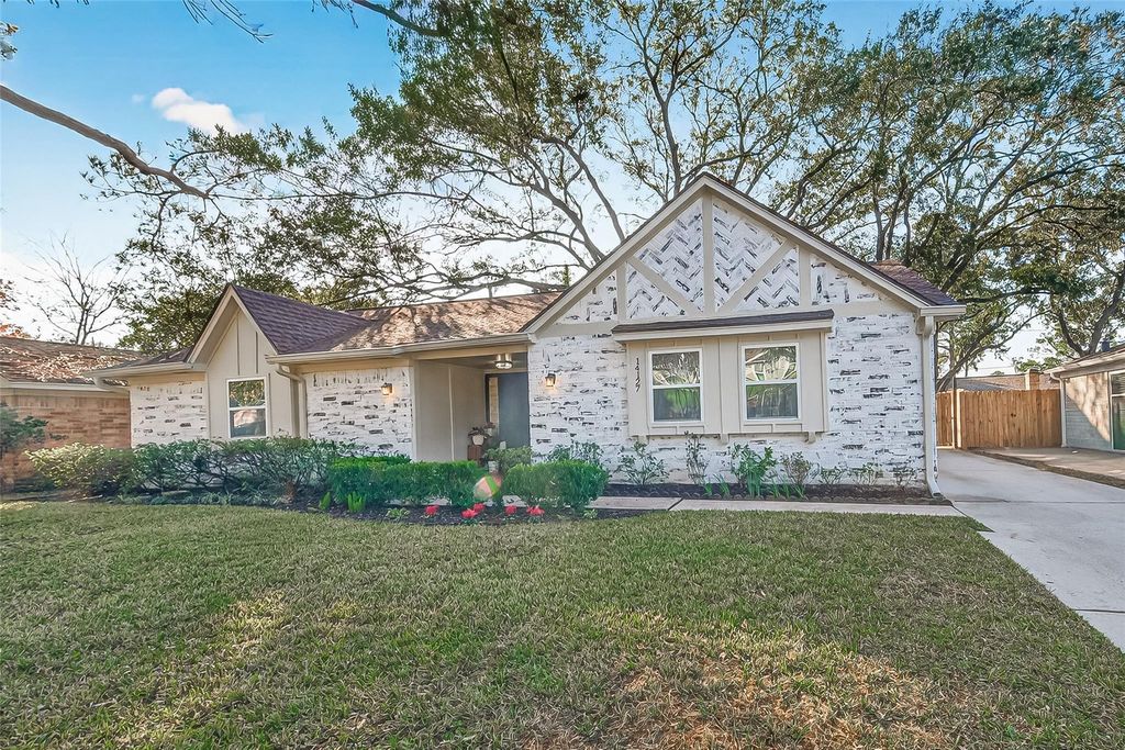 14127 Kimberley Lane, Houston, TX 77079