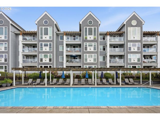 520 Se COLUMBIA RIVER Dr 132, Vancouver, WA 98661