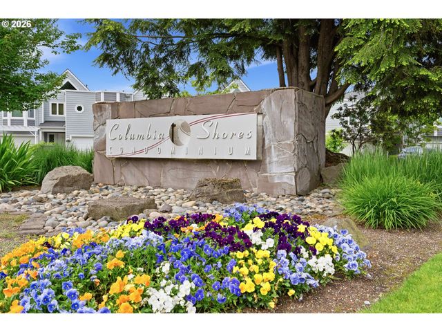 520 Se COLUMBIA RIVER Dr 132, Vancouver, WA 98661