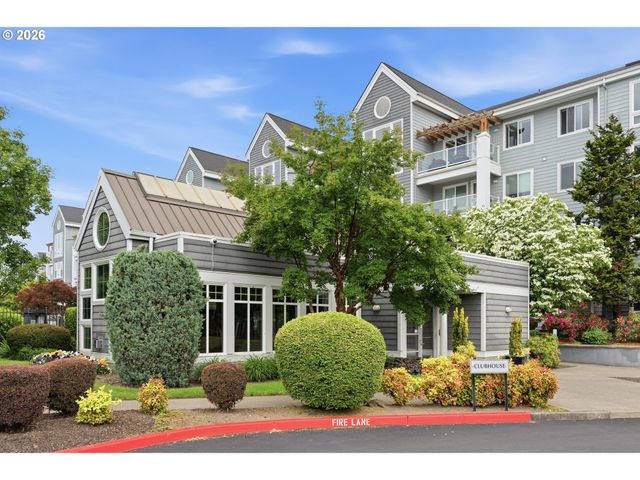 520 Se COLUMBIA RIVER Dr 132, Vancouver, WA 98661