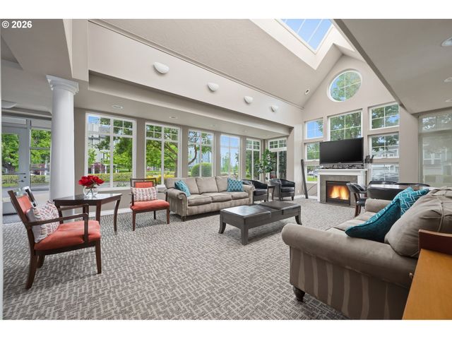 520 Se COLUMBIA RIVER Dr 132, Vancouver, WA 98661