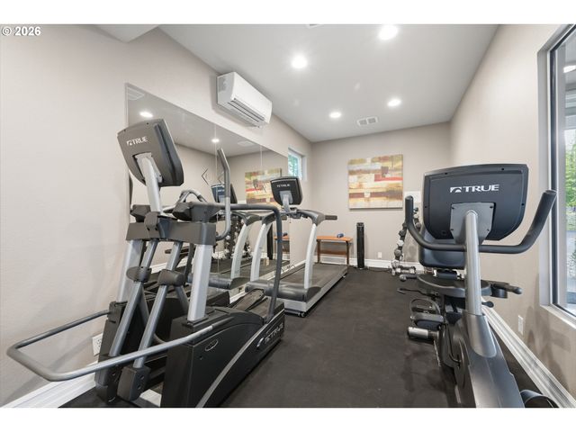 520 Se COLUMBIA RIVER Dr 132, Vancouver, WA 98661
