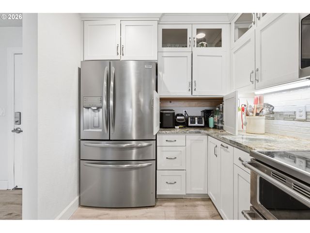 520 Se COLUMBIA RIVER Dr 132, Vancouver, WA 98661