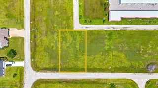 3227 NW 7th ST, Cape Coral, FL 33993