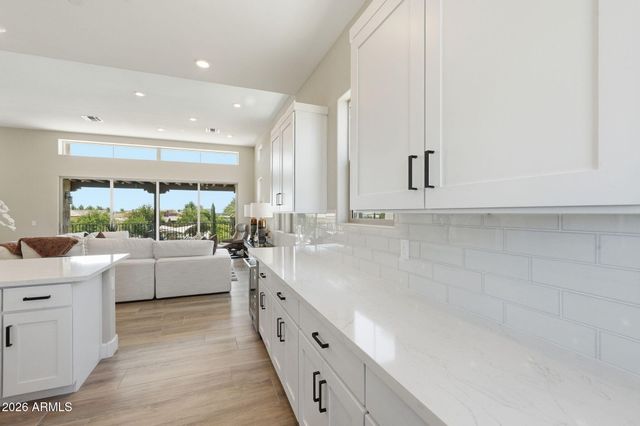 36502 N La Casa Drive 11, Queen Creek, AZ 85140