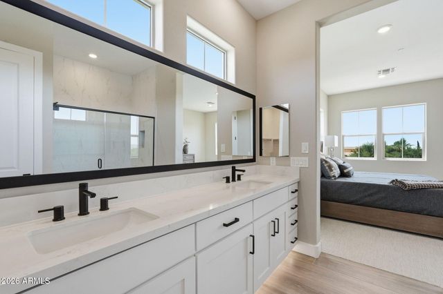 36502 N La Casa Drive 11, Queen Creek, AZ 85140