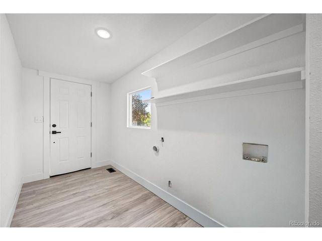 5755 W 43rd Ave, Denver, CO 80212