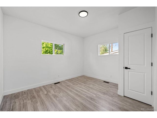 5755 W 43rd Ave, Denver, CO 80212