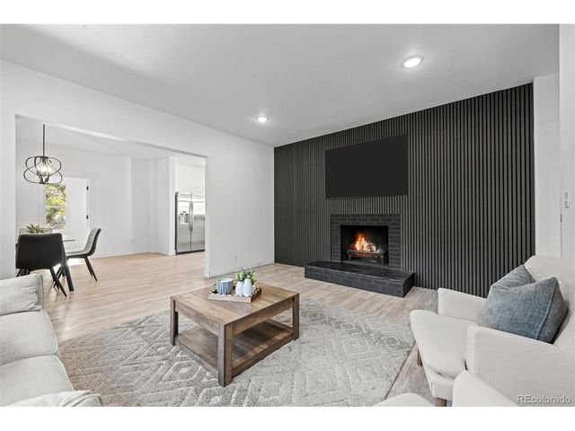 5755 W 43rd Ave, Denver, CO 80212