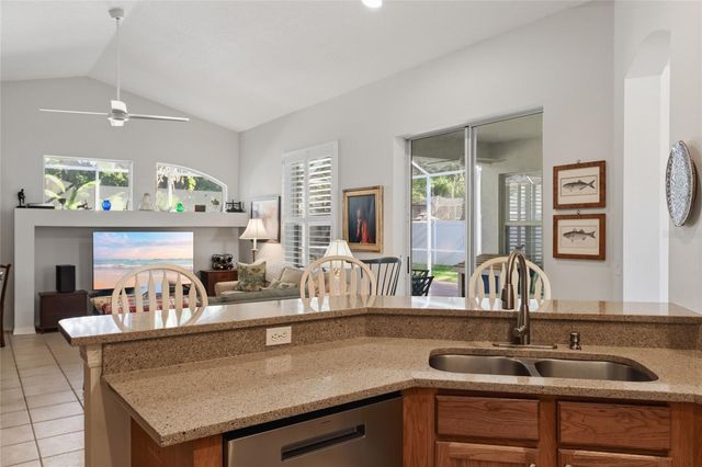 3205 PARTRIDGE POINT TRAIL, Valrico, FL 33596