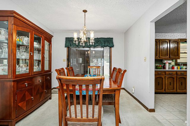 1815 Denholm Drive, Manhattan, KS 66503