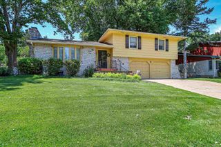 1815 Denholm Drive, Manhattan, KS 66503