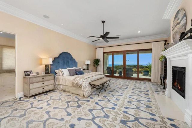 8033 E Entrada De Luz, San Diego, CA 92127