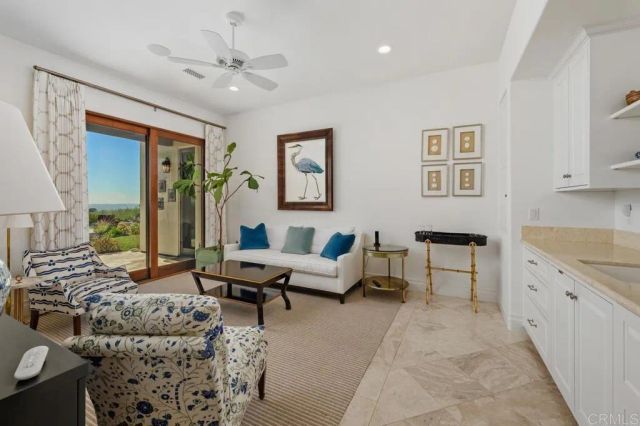 8033 E Entrada De Luz, San Diego, CA 92127