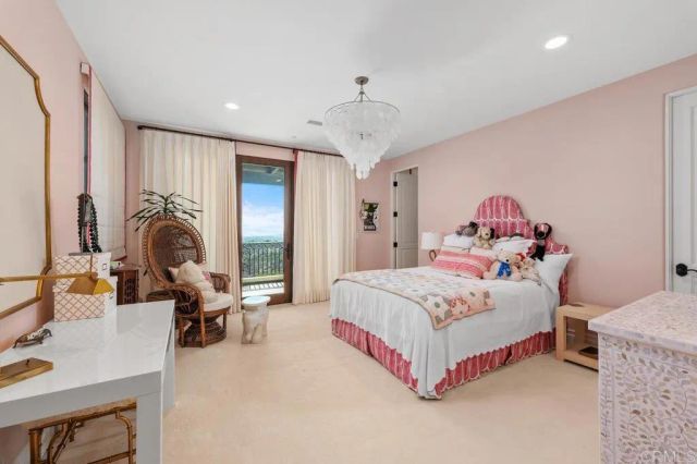 8033 E Entrada De Luz, San Diego, CA 92127