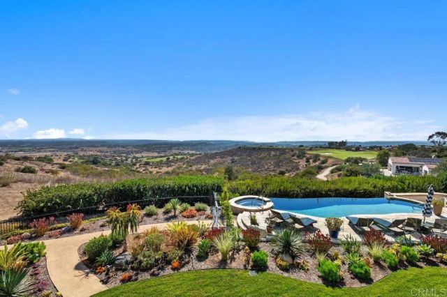 8033 E Entrada De Luz, San Diego, CA 92127