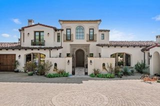 8033 E Entrada De Luz, San Diego, CA 92127