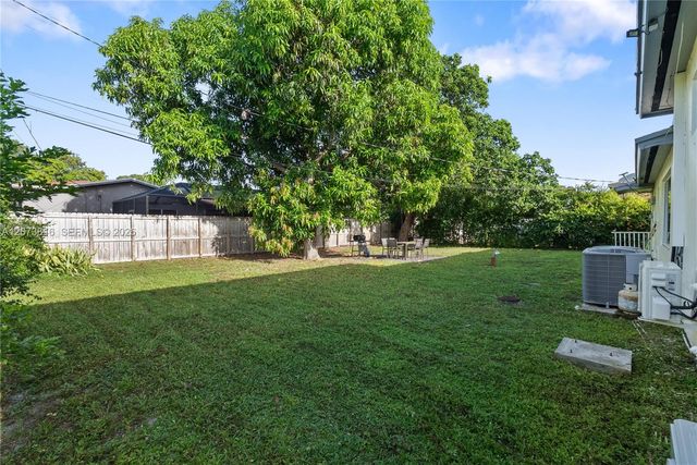 18820 NW 7th Avenue, Miami Gardens, FL 33169