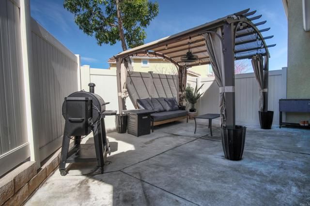 8629 Sage Shadow Drive, Lakeside, CA 92040