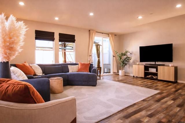 8629 Sage Shadow Drive, Lakeside, CA 92040