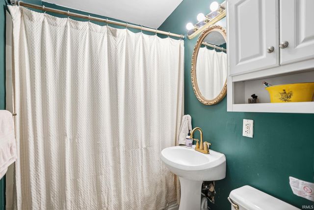 709 Mildred Avenue, Fort Wayne, IN 46808