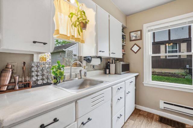 709 Mildred Avenue, Fort Wayne, IN 46808