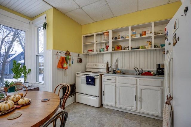 1245 E Dayton Street, Madison, WI 53703