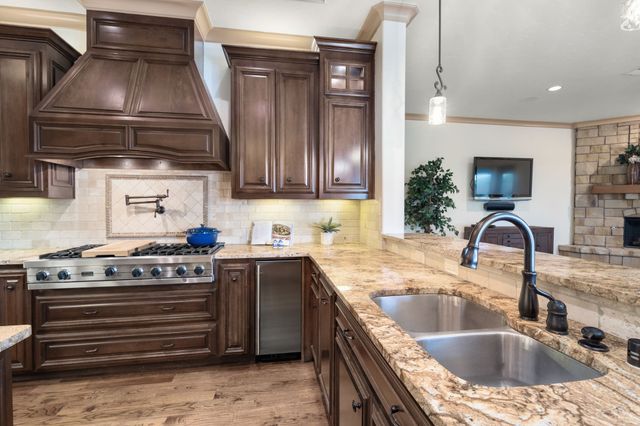 771 Hayden Road, Lantana, TX 76226