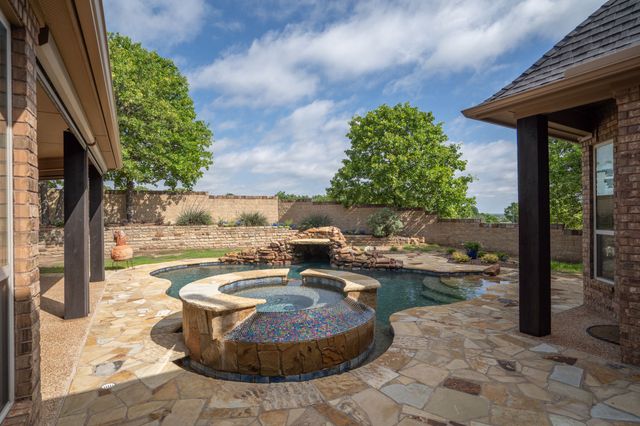 771 Hayden Road, Lantana, TX 76226