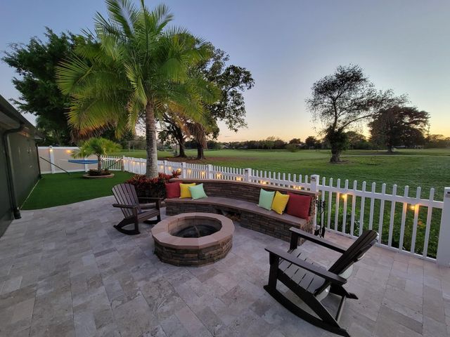 7401 CORKWOOD Terrace, Tamarac, FL 33321