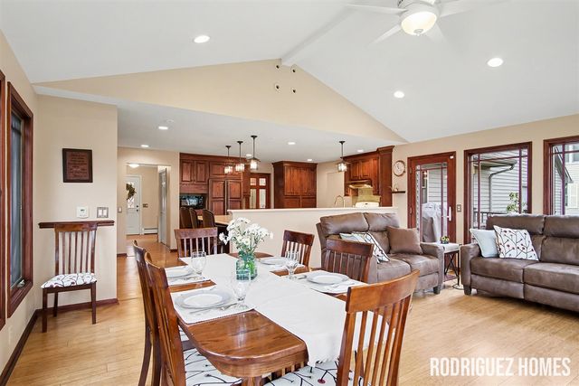 2658 Holtman Drive, Grand Rapids, MI 49525