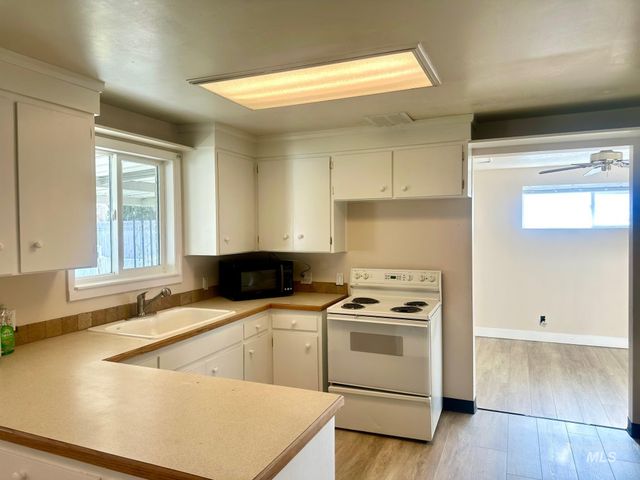 628 Alturas Dr. N., Twin Falls, ID 83301