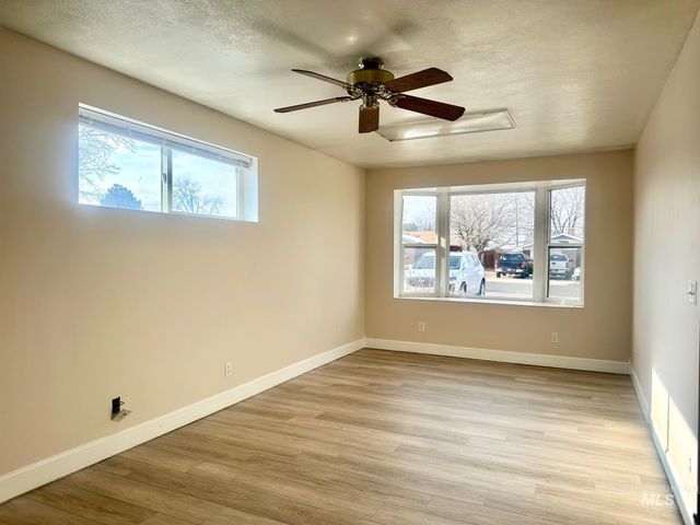 628 Alturas Dr. N., Twin Falls, ID 83301