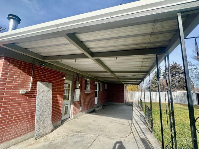 628 Alturas Dr. N., Twin Falls, ID 83301