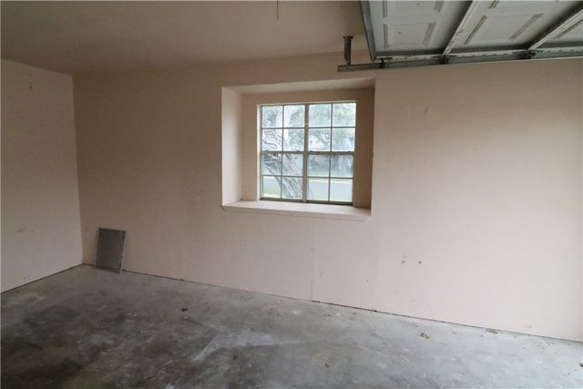 5813 Crest Willow Dr, Corpus Christi, TX 78415