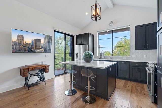 2412 E 8TH ST 1, Austin, TX 78702