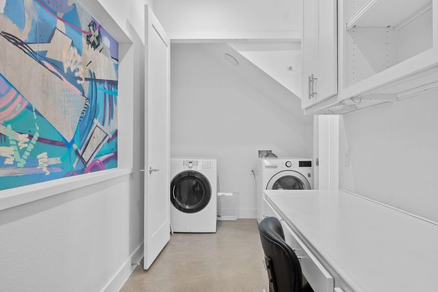 2412 E 8TH ST 1, Austin, TX 78702